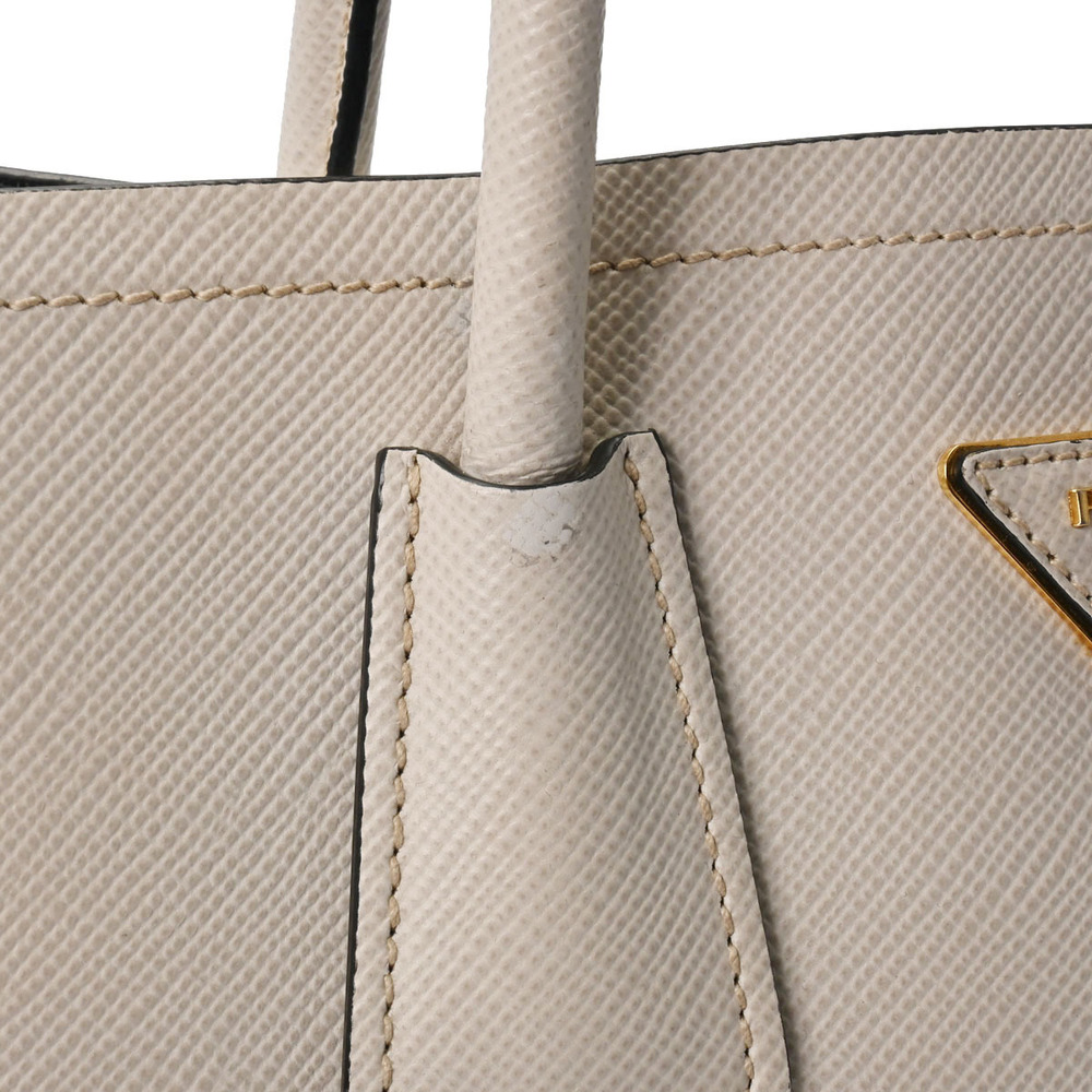 Prada Off Tote White Saffiano Bag - Picture 8 of 11